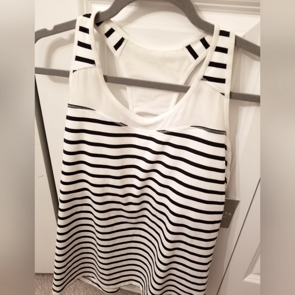 Athleta XL Hyper Stripe Spiral Tank Navy & White